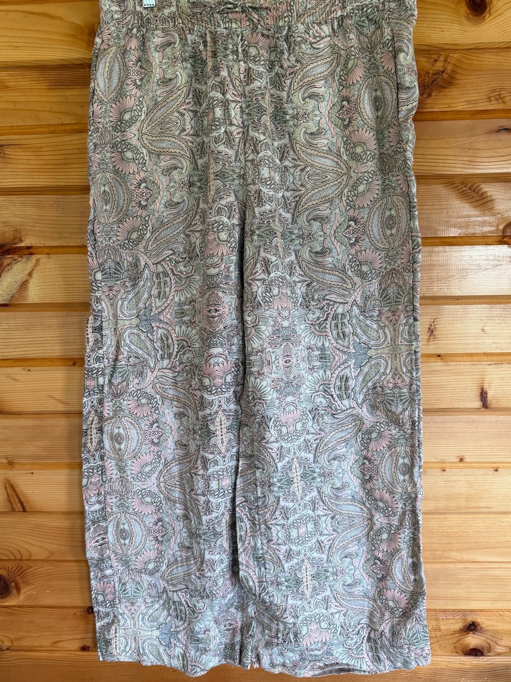 Chelsea & Theodore Linen Pink and Sage Paisley Wide-Leg Pants